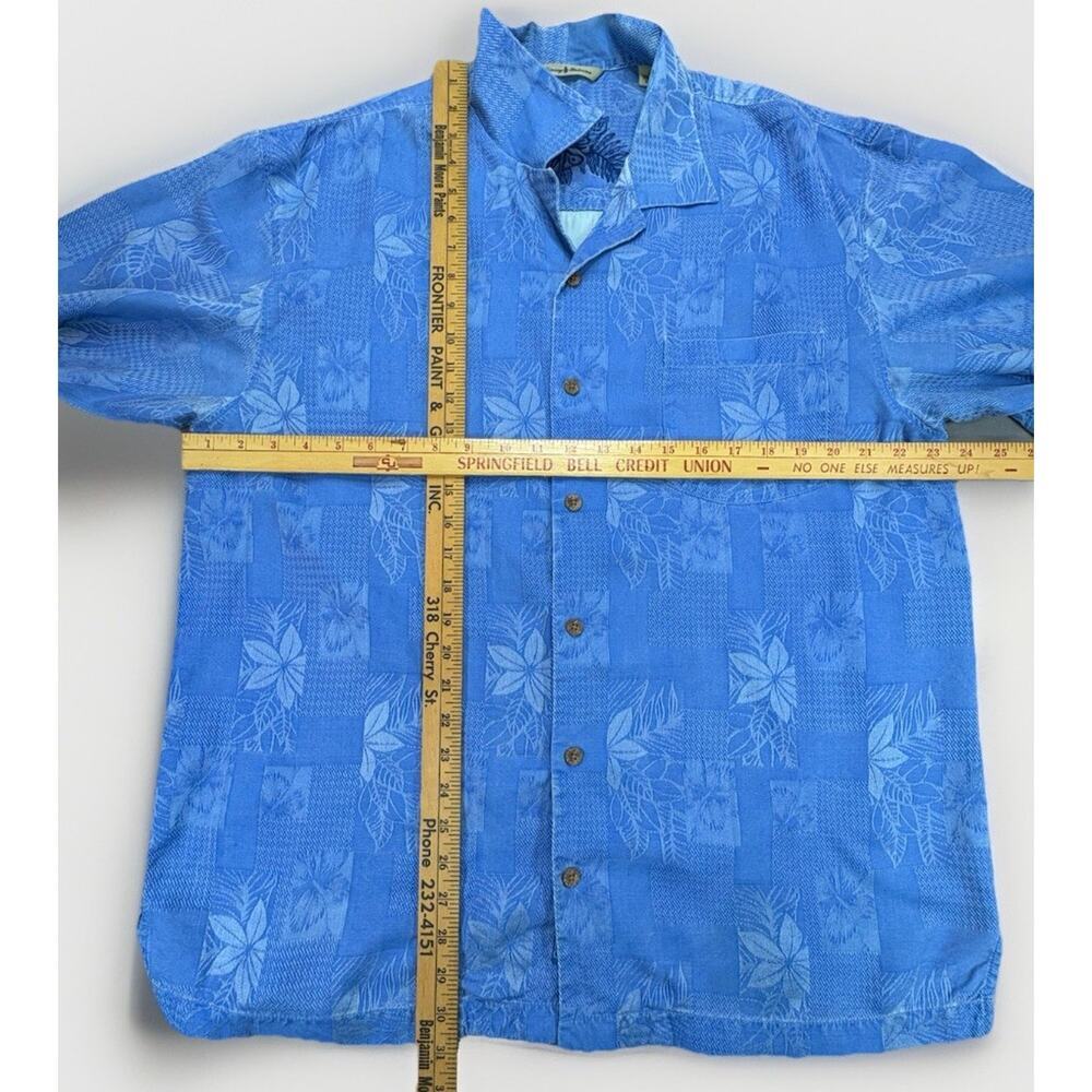 Tommy Bahama 100% Silk Camp Shirt Men’s Large Blue Embroidered Aloha - Picture 3 of 9